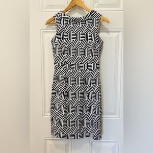 Boden Sleeveless Martha Blue/White Geometric Textured Sheath Dress in Size 2P